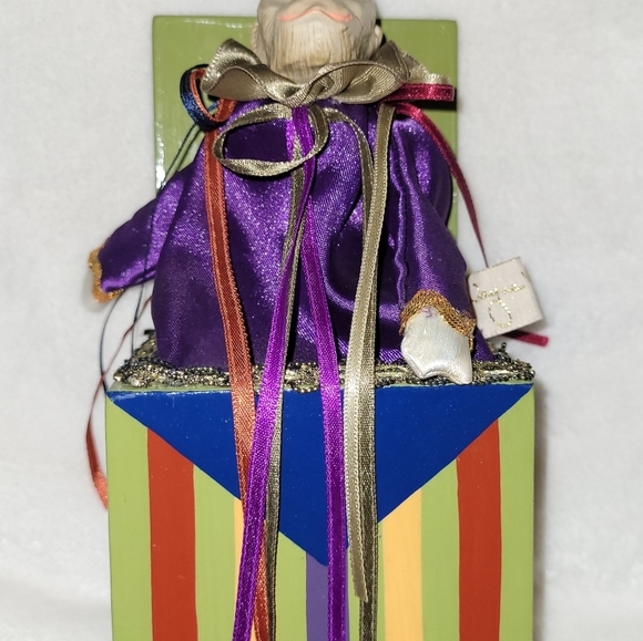 Kleski, Wayne. M. Monkey Music Box - Picture 6 of 6